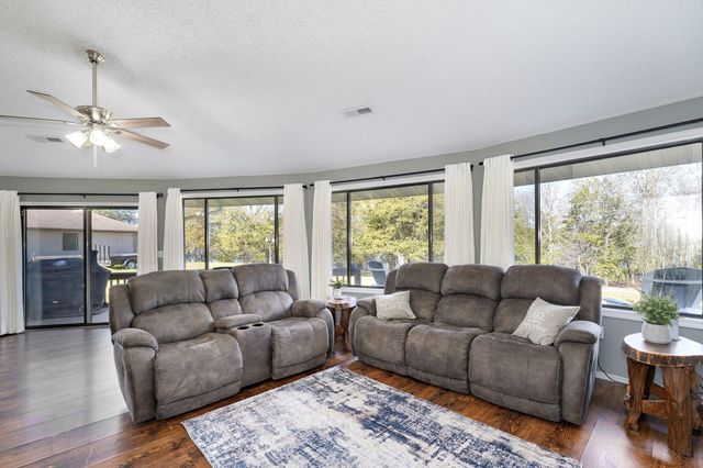 237 Daisy Lane, Lampe, MO 65681