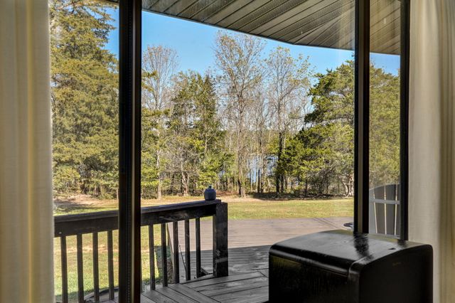 237 Daisy Lane, Lampe, MO 65681