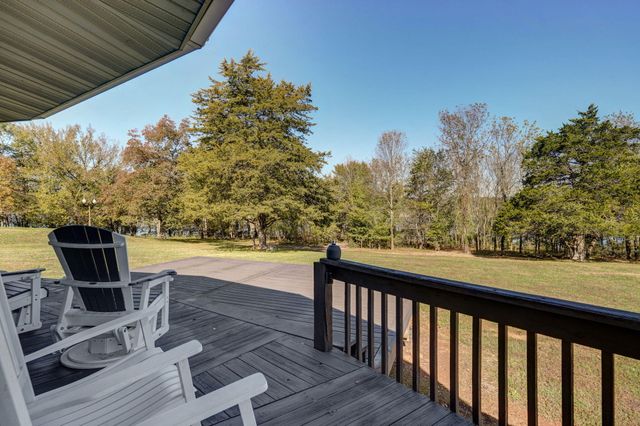 237 Daisy Lane, Lampe, MO 65681