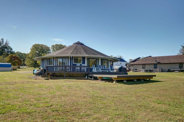 237 Daisy Lane, Lampe, MO 65681