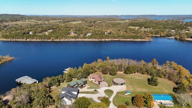 237 Daisy Lane, Lampe, MO 65681