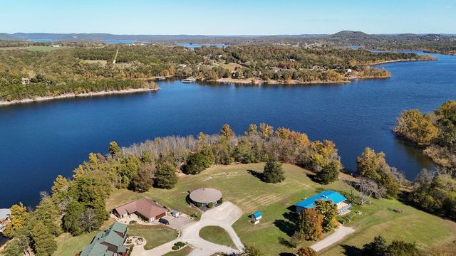 237 Daisy Lane, Lampe, MO 65681