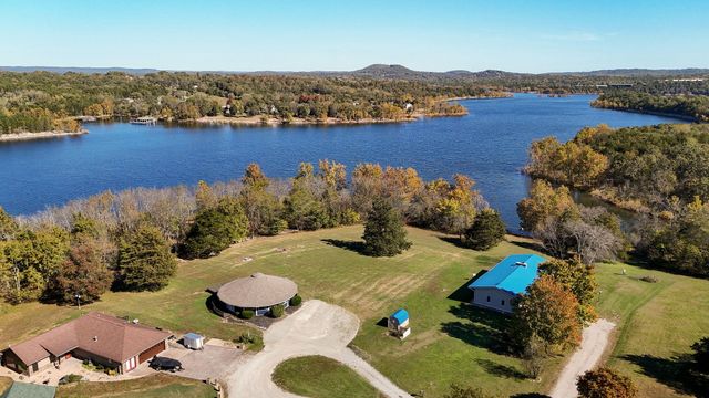 237 Daisy Lane, Lampe, MO 65681