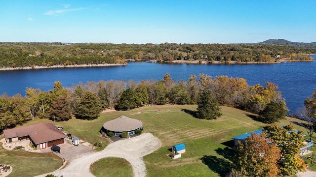 237 Daisy Lane, Lampe, MO 65681