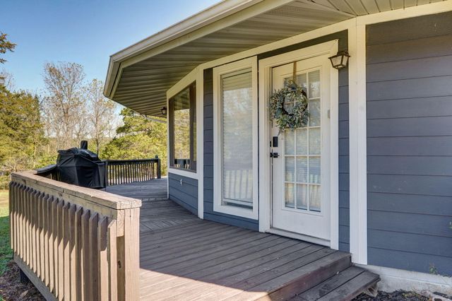 237 Daisy Lane, Lampe, MO 65681