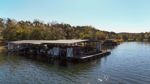 237 Daisy Lane, Lampe, MO 65681