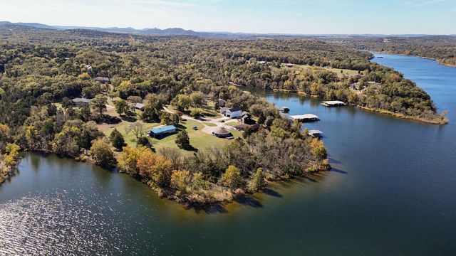 237 Daisy Lane, Lampe, MO 65681