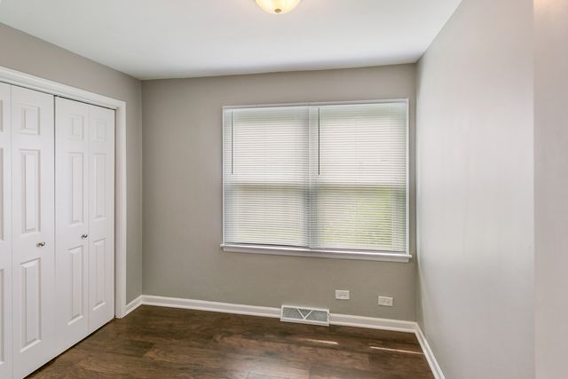 15403 Cherry Lane, Markham, IL 60428