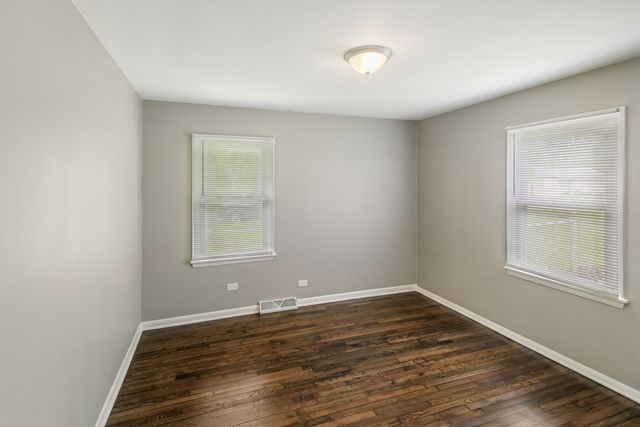 15403 Cherry Lane, Markham, IL 60428