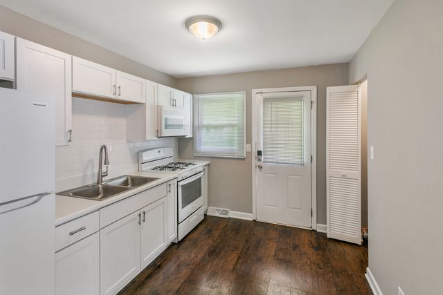15403 Cherry Lane, Markham, IL 60428