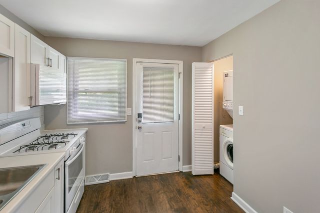 15403 Cherry Lane, Markham, IL 60428
