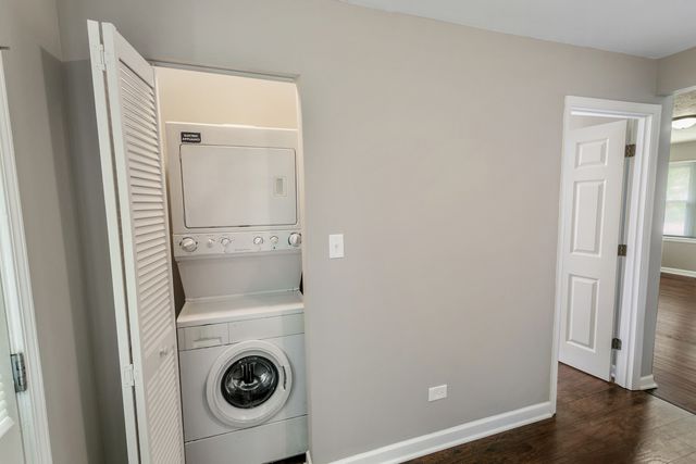 15403 Cherry Lane, Markham, IL 60428