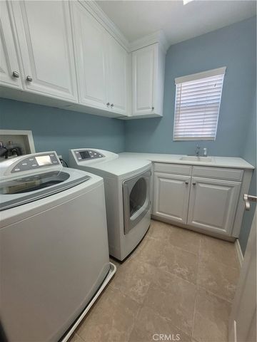 4022 Sutton Court, Riverside, CA 92501