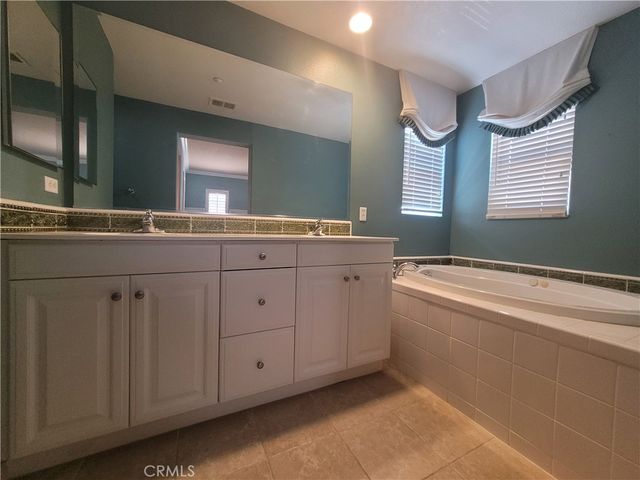 4022 Sutton Court, Riverside, CA 92501