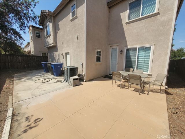 4022 Sutton Court, Riverside, CA 92501