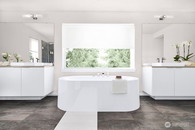 20540 165th Street E, Bonney Lake, WA 98391