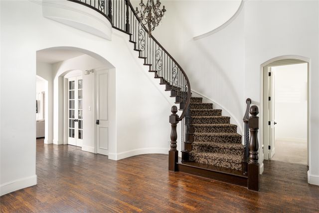 2312 Maidens Castle Drive, Lewisville, TX 75056