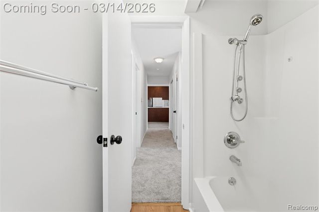 978 Ridge Court, Chelsea, MI 48118