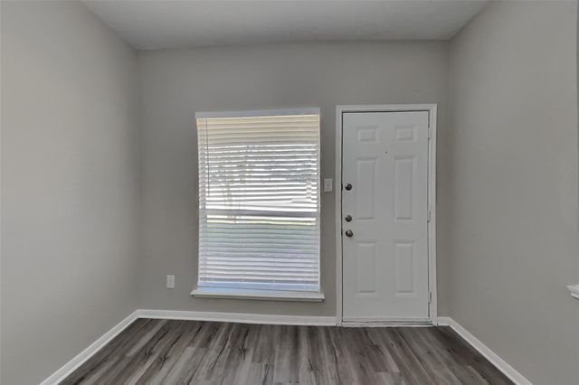 10726 Perigrine Drive, Houston, TX 77065