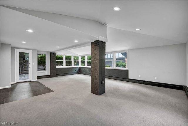 2717 Derbyshire Road, Cleveland Heights, OH 44106