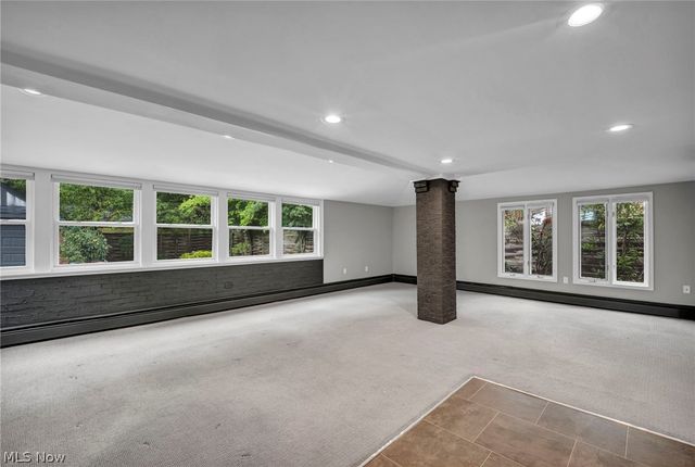 2717 Derbyshire Road, Cleveland Heights, OH 44106
