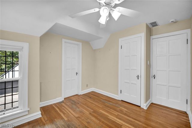 2717 Derbyshire Road, Cleveland Heights, OH 44106