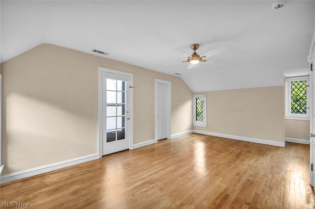 2717 Derbyshire Road, Cleveland Heights, OH 44106