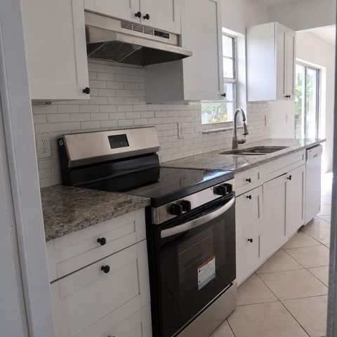 9052 MELODY Road, Lake Worth, FL 33467