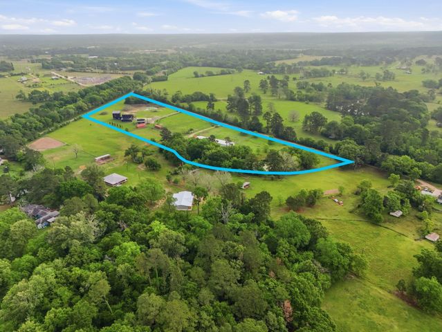 2743 Bobville Rd, Montgomery, TX 77316