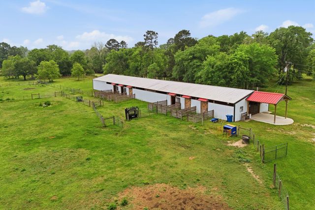2743 Bobville Rd, Montgomery, TX 77316