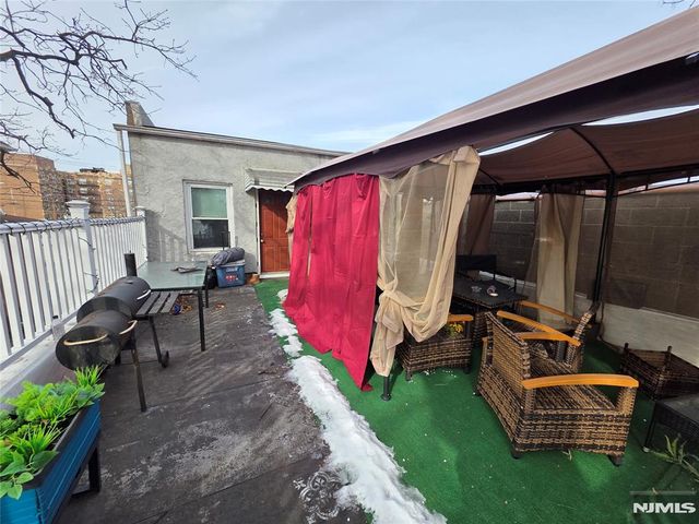 1449 Teaneck Road, Teaneck, NJ 07666