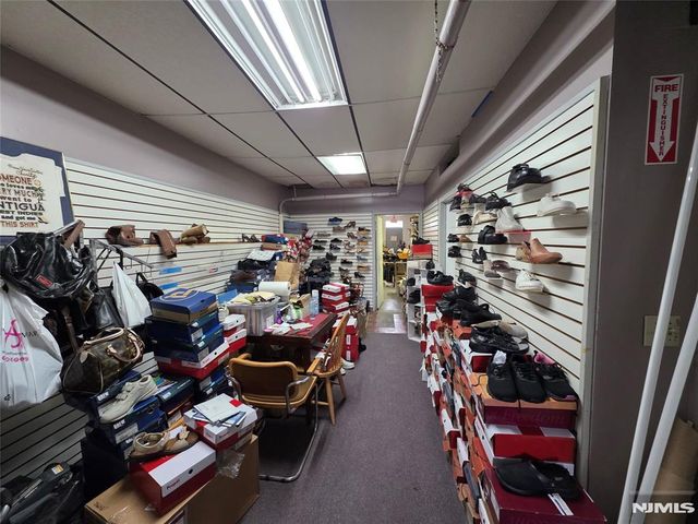 1449 Teaneck Road, Teaneck, NJ 07666