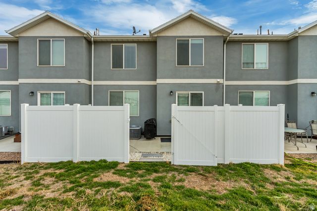 427 S SUNLAND WAY, Saratoga Springs, UT 84045