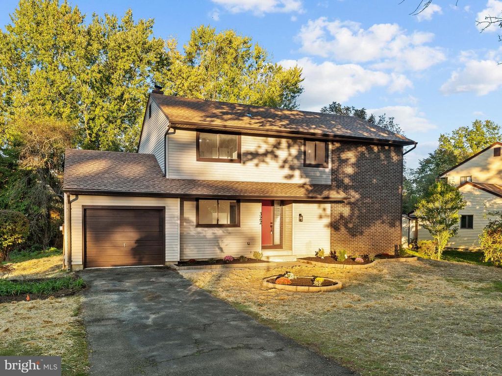 322 TWIN RIVERS, East Windsor, NJ 08520