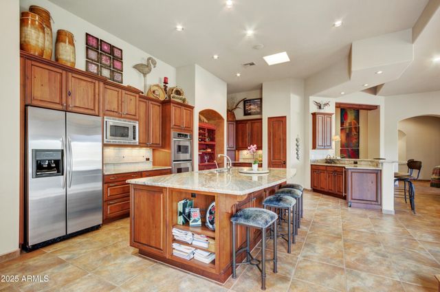 28013 N DESIERTO Drive, Rio Verde, AZ 85263