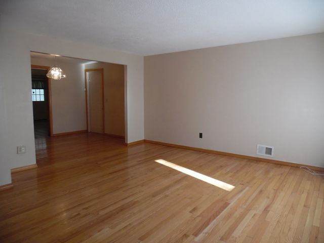 21 Burnside Drive, Swansea, MA 02777