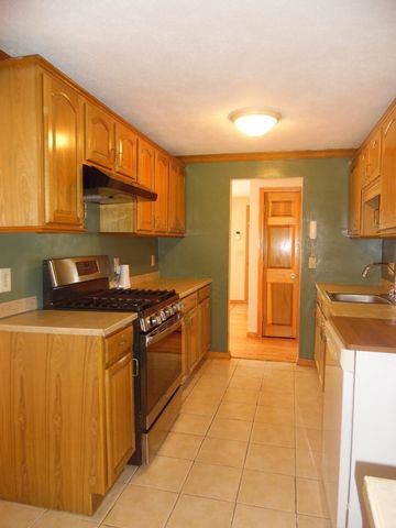 21 Burnside Drive, Swansea, MA 02777