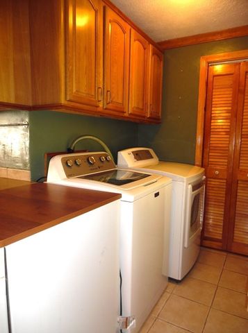 21 Burnside Drive, Swansea, MA 02777