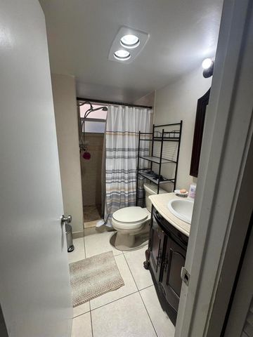 725 Lori Drive 107, Palm Springs, FL 33461