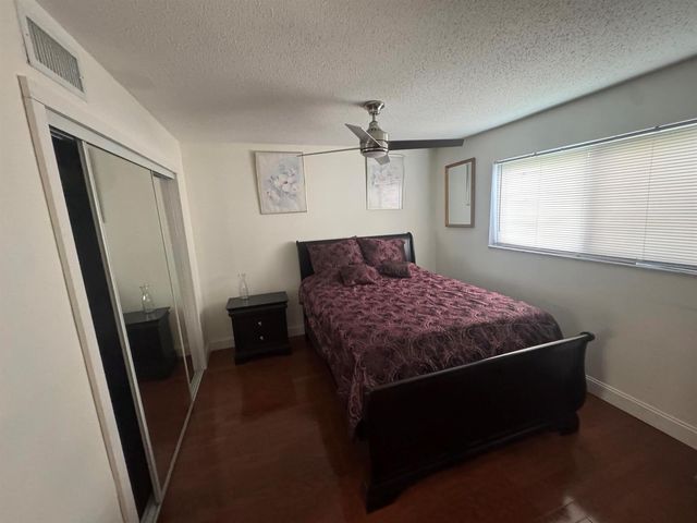 725 Lori Drive 107, Palm Springs, FL 33461