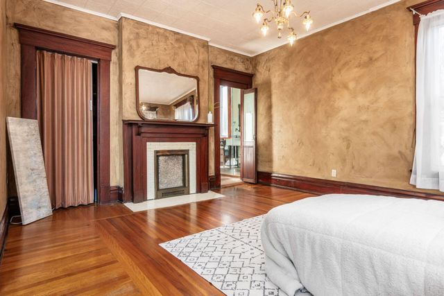 54 N Woodland Avenue, Columbus, OH 43203