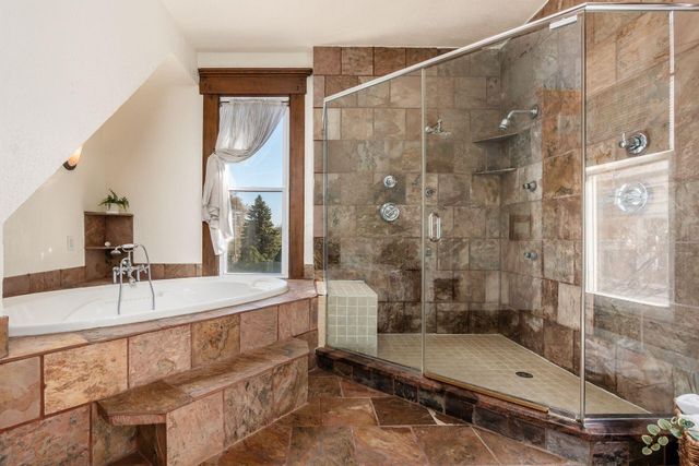 54 N Woodland Avenue, Columbus, OH 43203