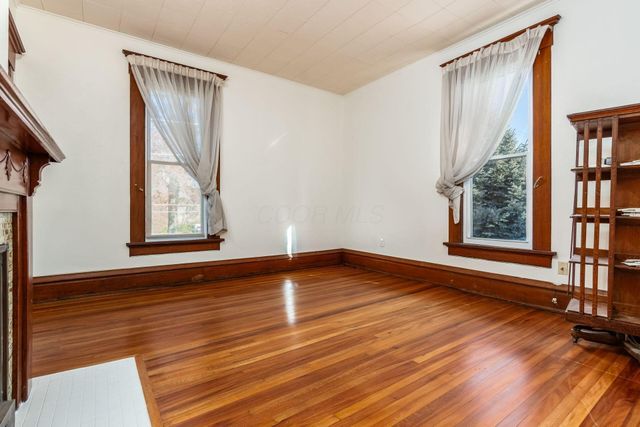 54 N Woodland Avenue, Columbus, OH 43203