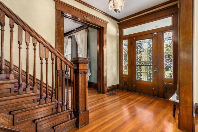 54 N Woodland Avenue, Columbus, OH 43203