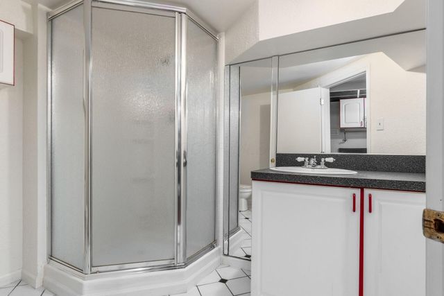 54 N Woodland Avenue, Columbus, OH 43203