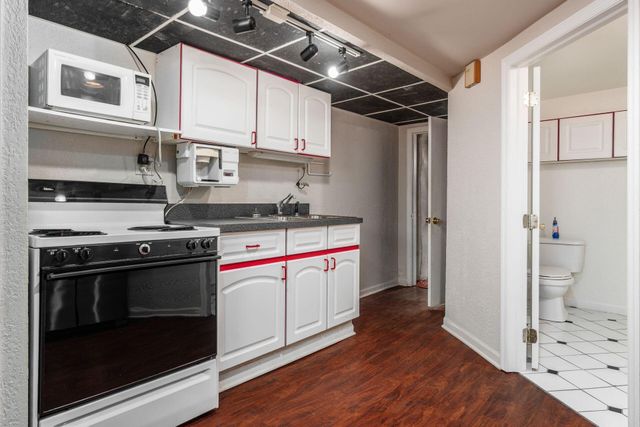 54 N Woodland Avenue, Columbus, OH 43203