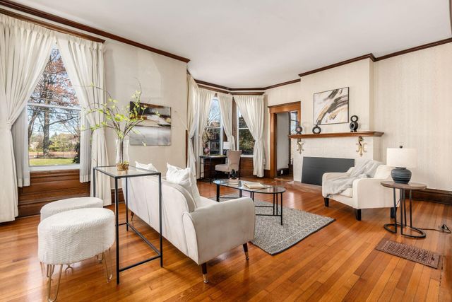 54 N Woodland Avenue, Columbus, OH 43203