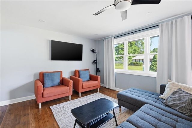 72 Josh Gray Rd, Rockland, MA 02370