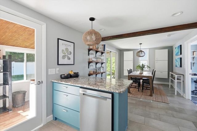 72 Josh Gray Rd, Rockland, MA 02370