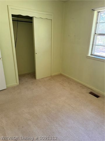 4418 Fern Avenue, Van Buren, AR 72956